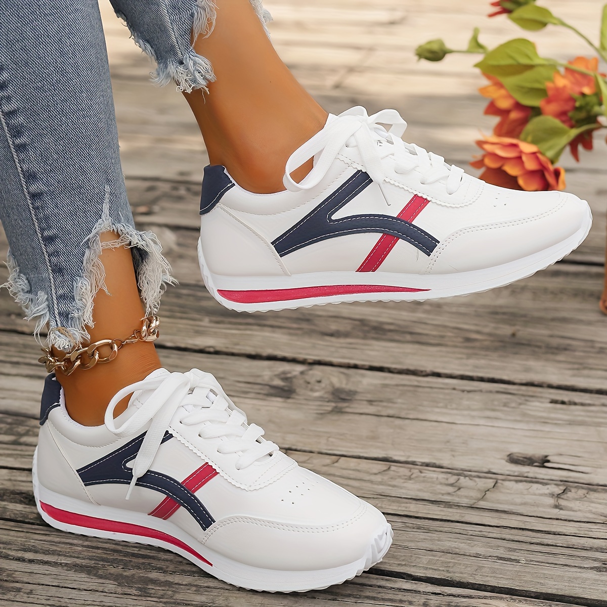 

Women's Classic Fashion Sneakers, White Casual Sports Running Shoes With Red And Navy Accents, Comfortable Flat Soles, Lightweight And Versatile Footwear For Daily Wear