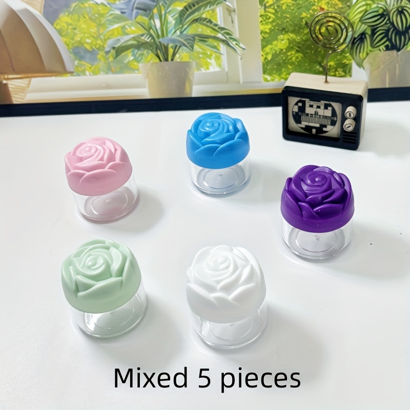 E-shop 5 Stück tragbare Vintage-Reiseflaschen, auslaufsichere Kosmetikbehälter aus Kunststoff mit Blumendeckeln, nachfüllbare Mini-Cremedosen,