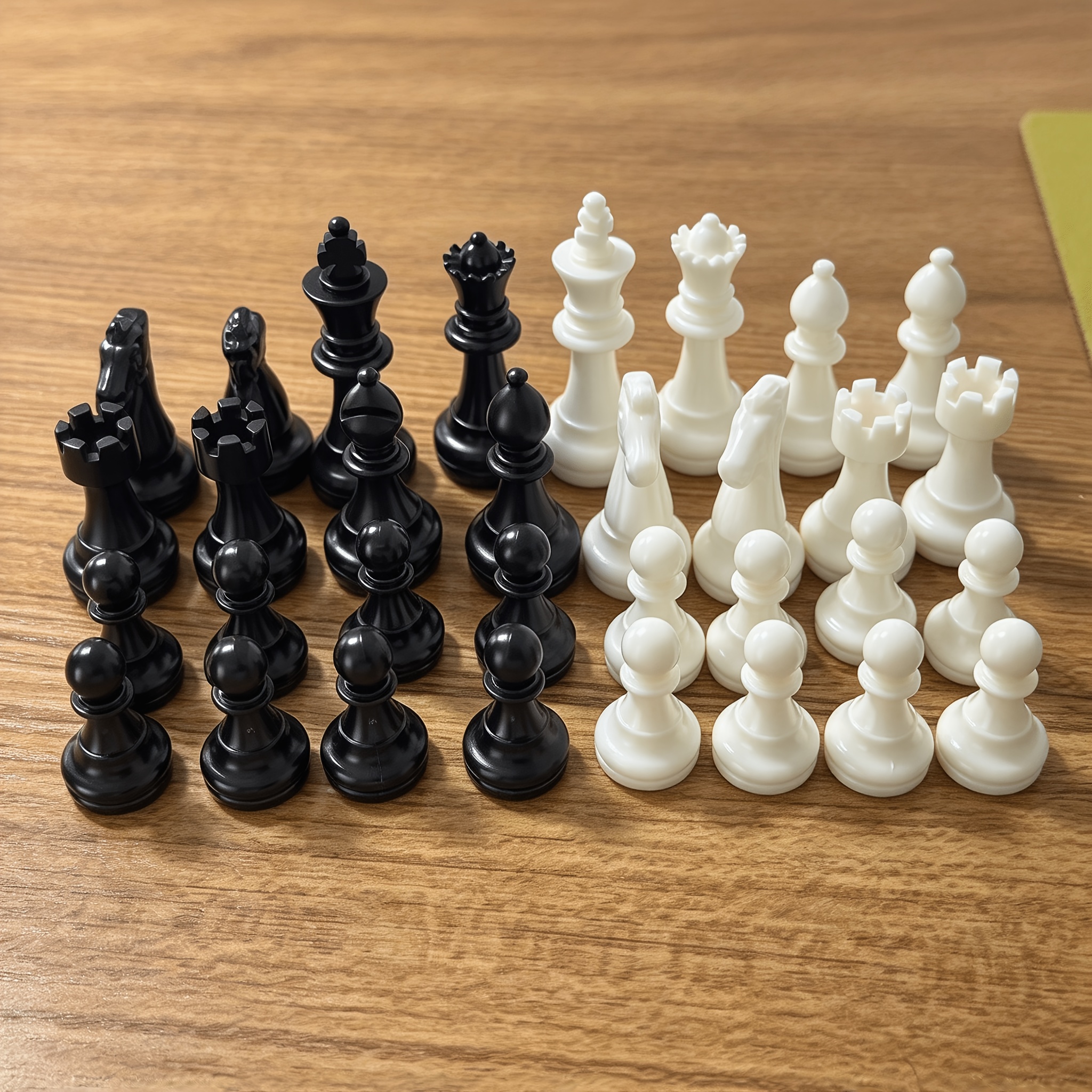 TEMU Jeu d'échecs | Pièces d'échecs durables et anti-chute | Diamètre 1,85 cm, taille standard | Jeu de table pour adultes, hauteur 4,68 cm, ensemble