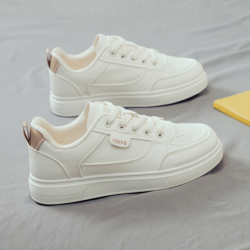 Zapatillas blancas de mujer, nueva colección primavera 2025, zapatos deportivos versátiles estilo "dad" con suelas gruesas, muy populares en las redes sociales para primavera y otoño