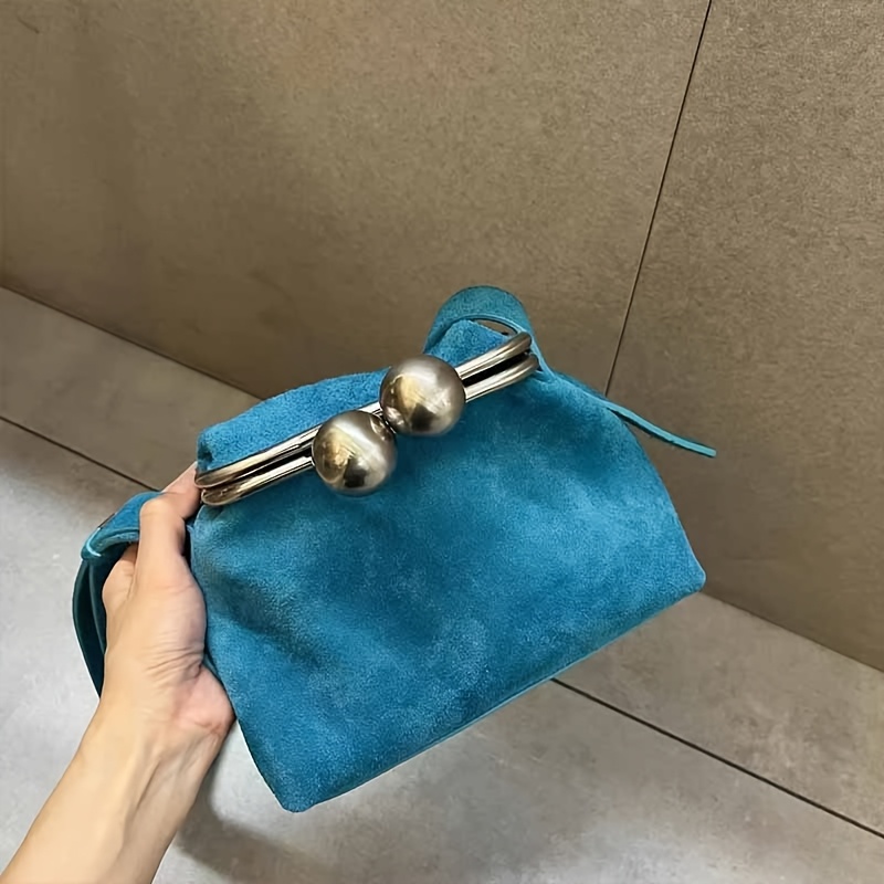TEMU Japanese And Korean Style Niche Design Crossbody Bag With Frosted Magnetic Clasp , Velvet New Korean Version Lock Clasp Design Shoulder Bag For