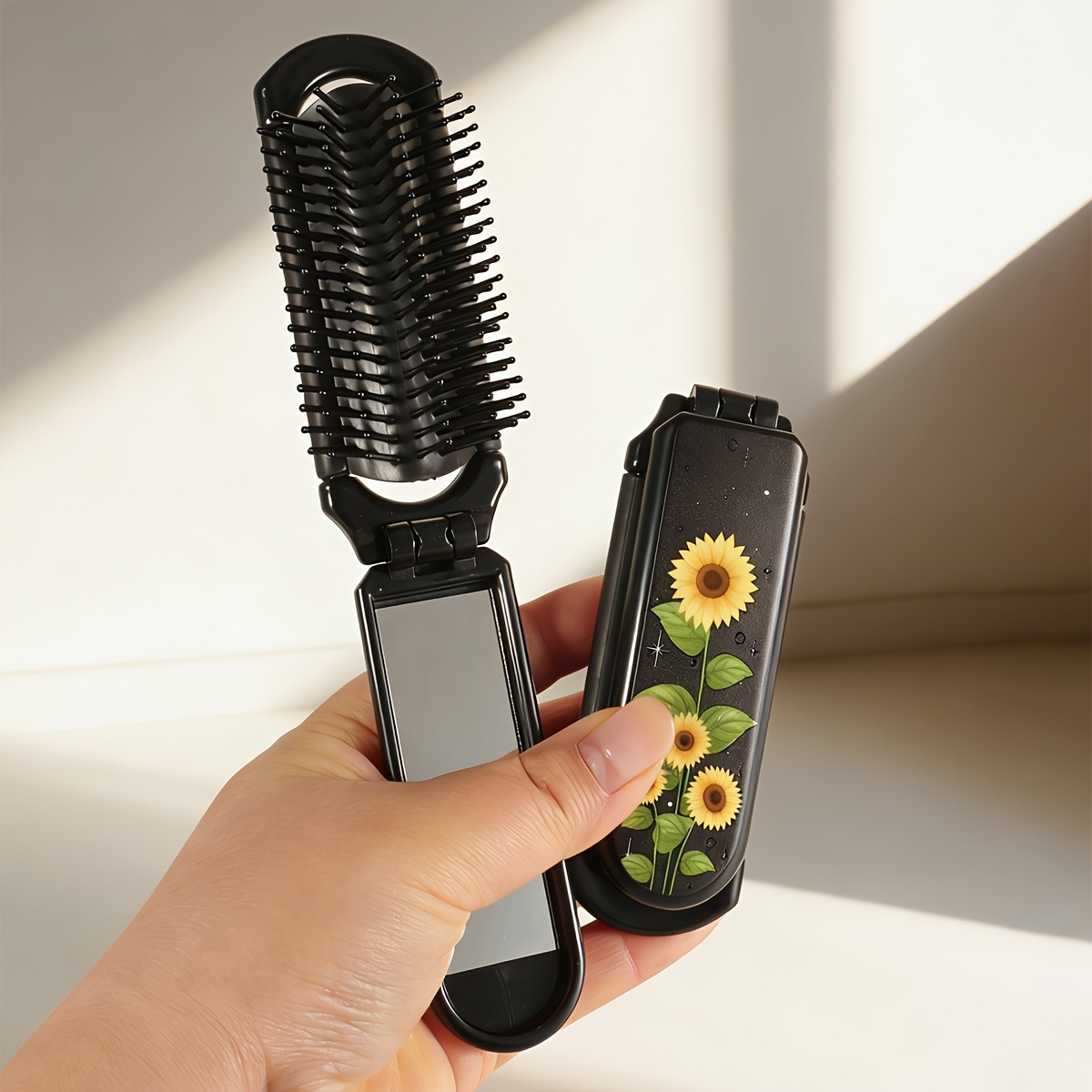 TEMU 1pc Of A Foldable Comb Featuring A Sunflower Design, Portable And Suitable For Styling, Women To Carry While Traveling. A Great Gift For Sisters