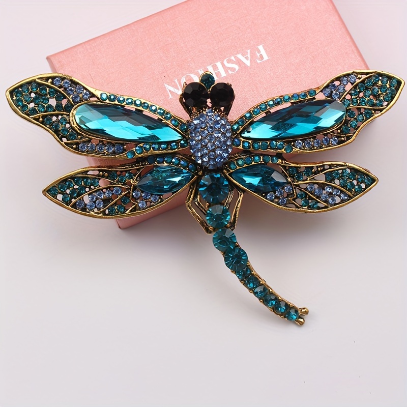 

Vintage-inspired Dragonfly Brooch With Sparkling Rhinestones - Unique Animal Pin For Fashionable Accessories