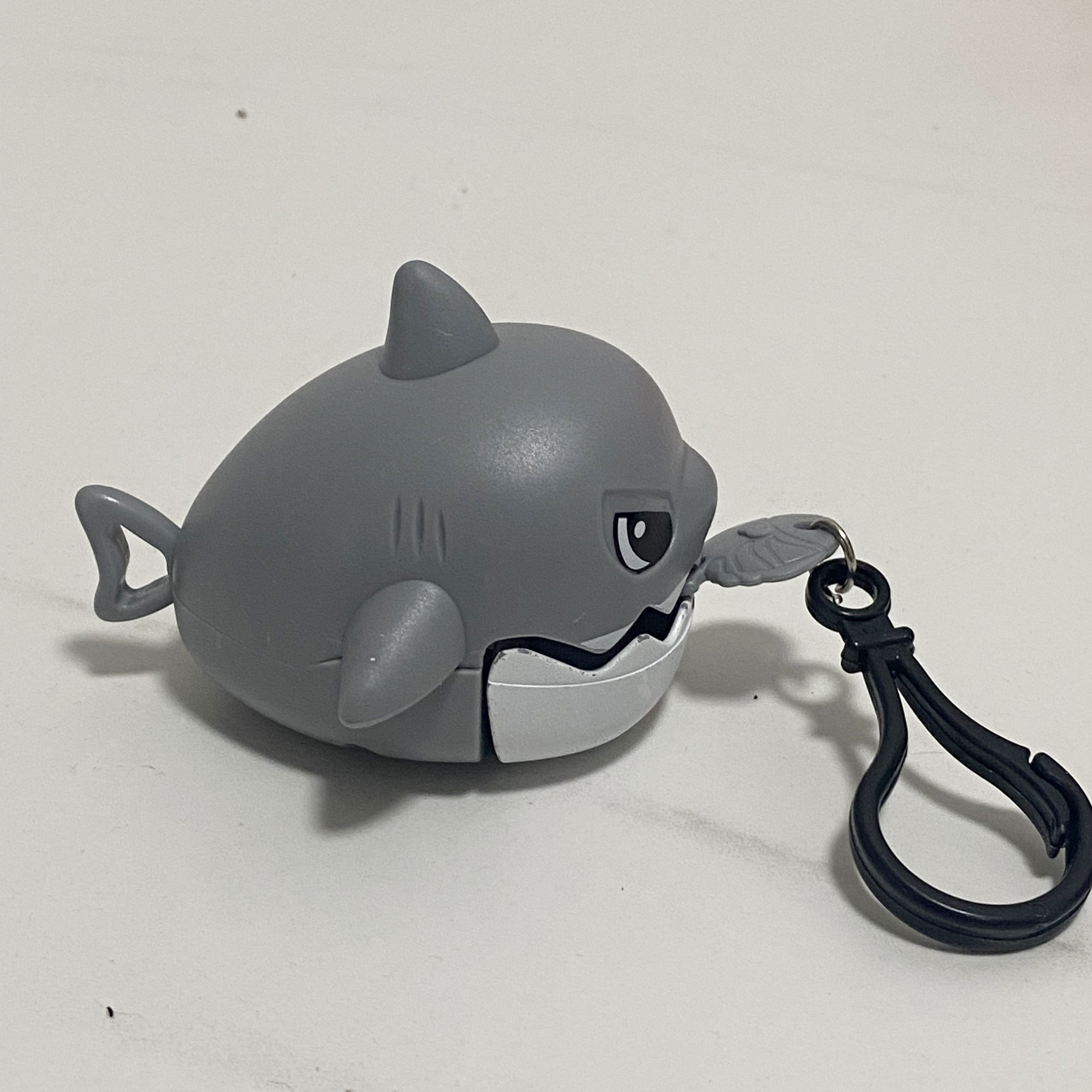 Pull Line Bite Teeth Small Shark Cartoon Carry Pendant Cute - Temu