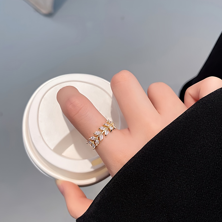 Adjustable Leaf Ring with Sparkling Cubic Zirconia