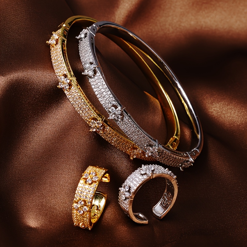 Elegant Four-Leaf Clover Bracelet Ring Set with Cubic Zirconia