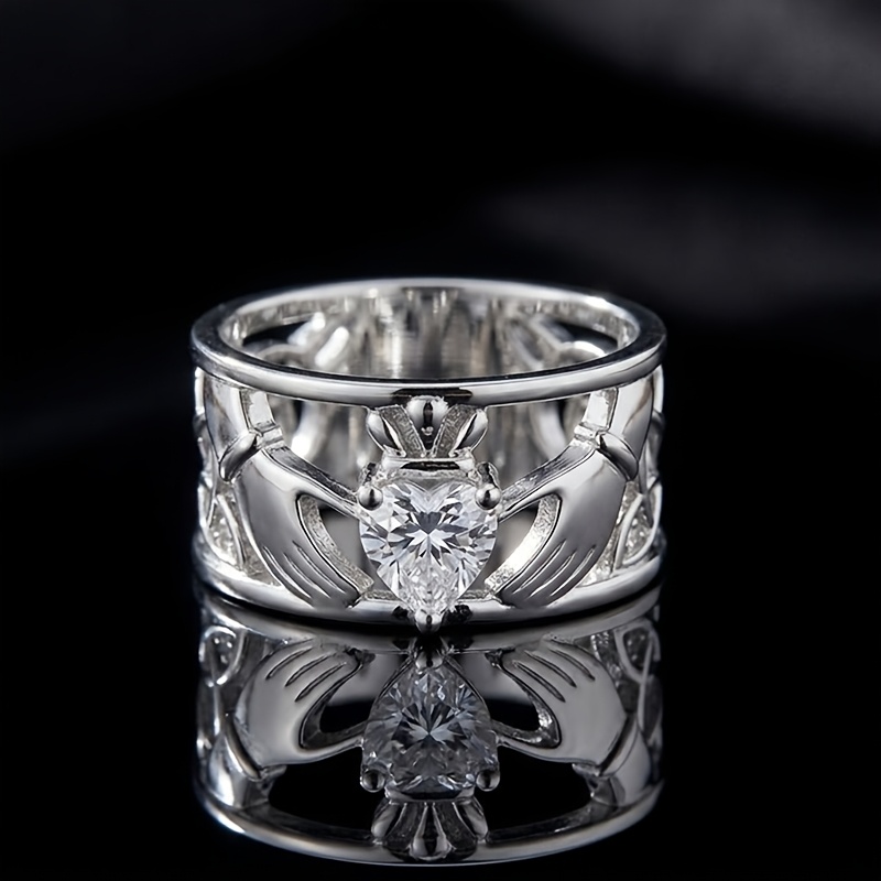 Women's Retro Claddagh Heart Crown Wide Band Ring