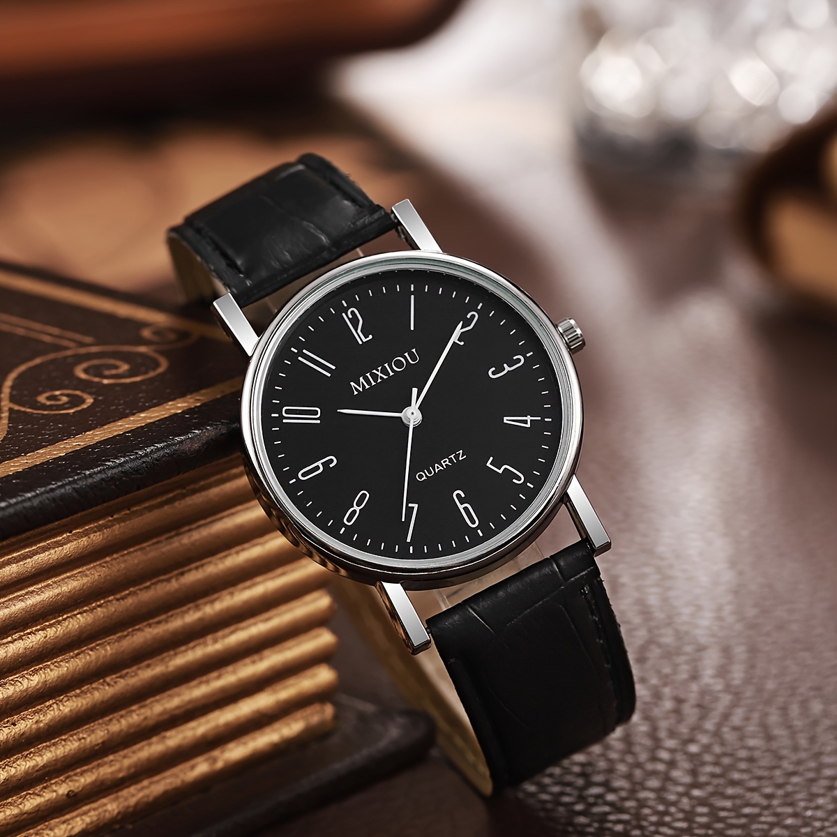 

Chic Minimalist Quartz Watch For Women & Men - Analog Display, Pu Leather Strap, Perfect Gift