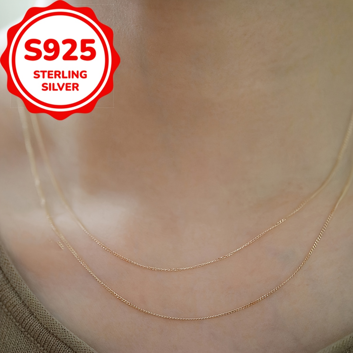 

A Minimalist Style Chain 2.5 Grams Of S925 Silver, Suitable For Men And Women, As Jewelry.