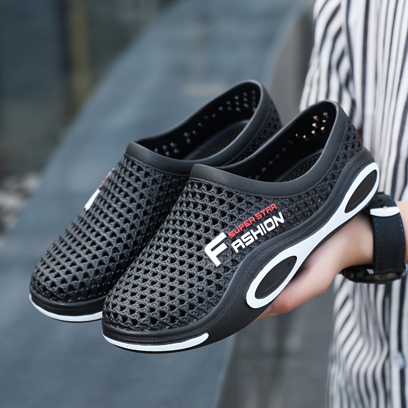 mens lightweight slip on casual shoes solid breathable outdoor walking shopping fishing details 2