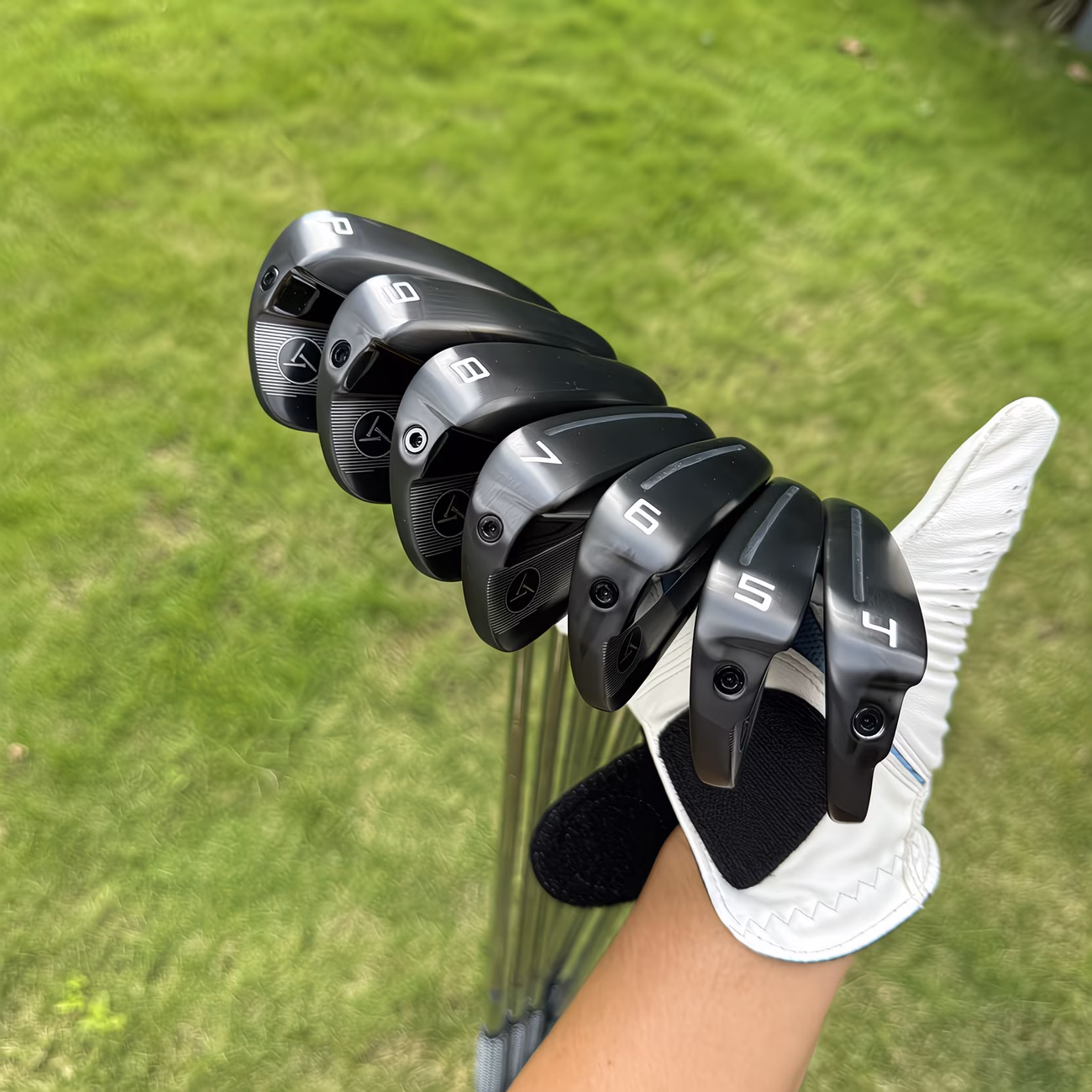 7pcs set s880 golf irons black golden set 4 9 p with stiff shaft rh golf clubs Product details 9