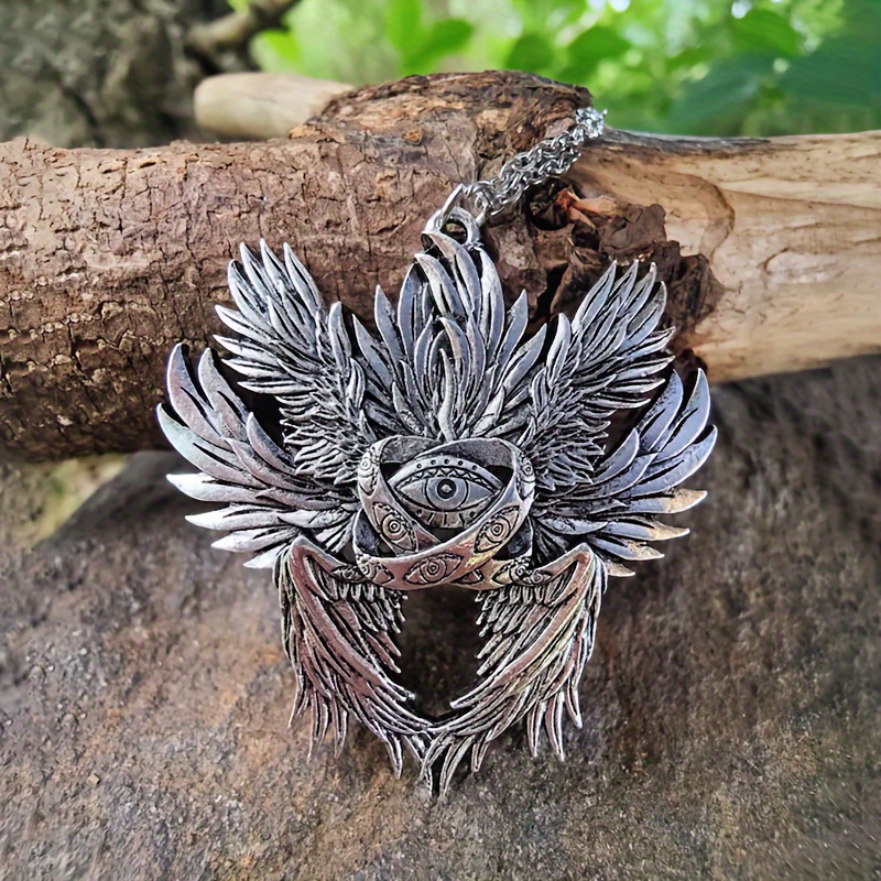 

Vintage Fashion Winged Demon Eye Pendant Necklace Versatile Necklace For Gifting Parties