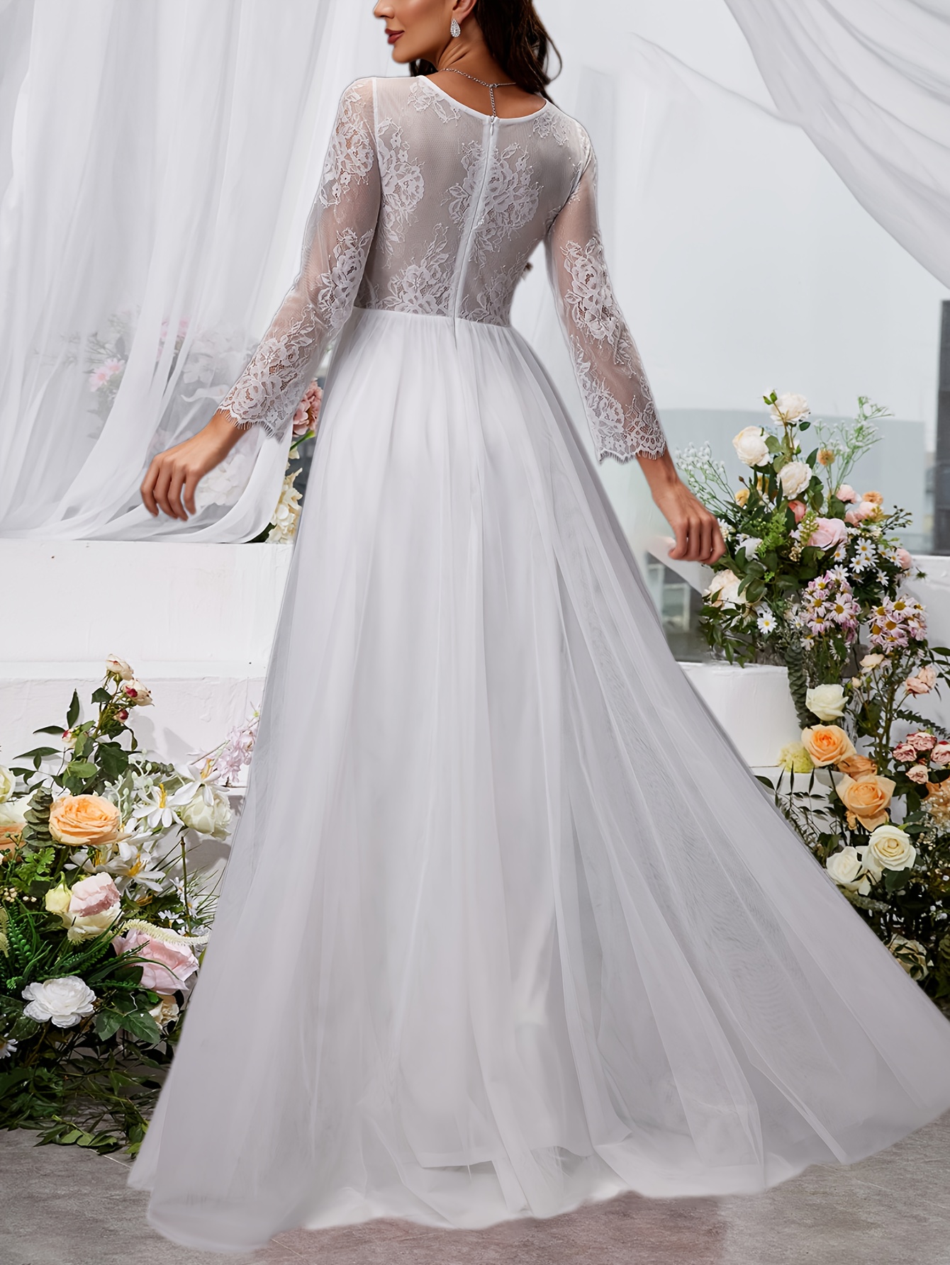knee length dresses for ladies Sheer Long Sleeve Mermaid Satin Wedding Dress EU32 / Off-White main image 1