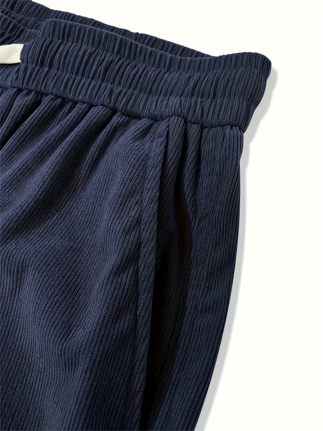 Men'S Loose Corduroy Casual Pants with Pockets in Solid Colors, Breathable Straight-Leg Drawstring Trousers Suitable for Urban Streetwear And Outdoor Activities, Embodying a Relaxed Style.
