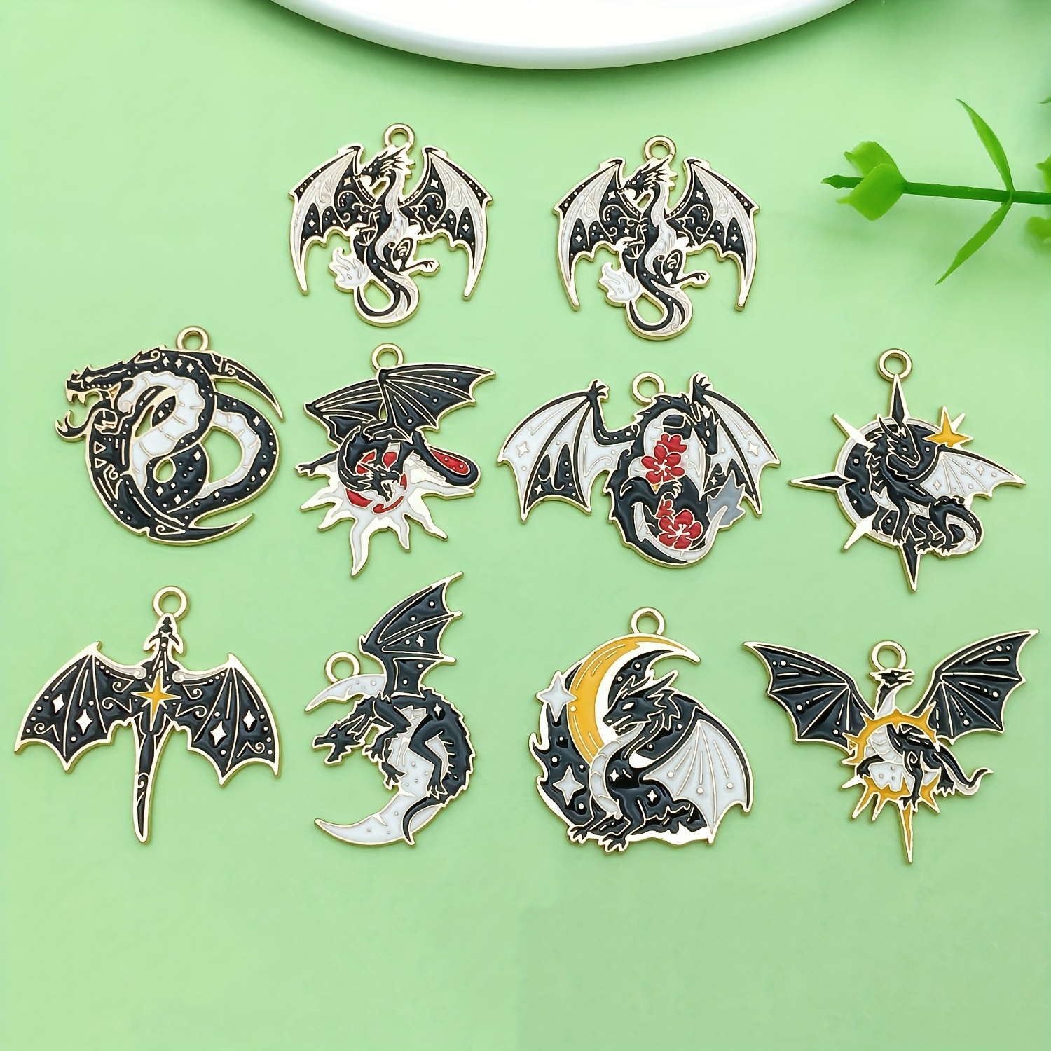 TEMU 10pcs Alloy Enamel Black Gothic Style Animal Flying Dragon Fox Series Pendant Jewelry Making Keychain Earrings Pendant Various Design Charms For