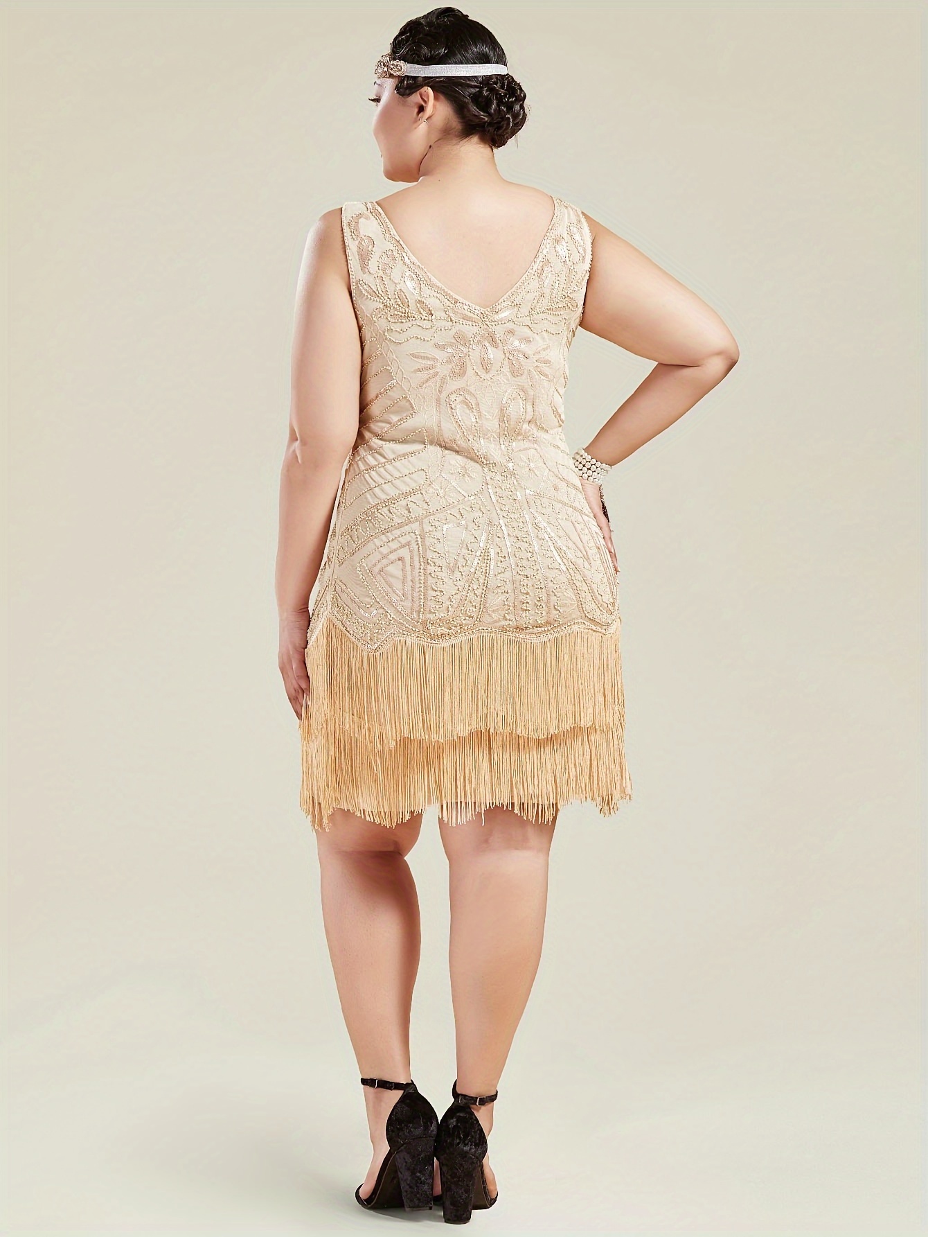 plus size drop waist 1920s dress Drop Waist Flapper Dress Size 16 Women's Plus Size Flapper Dresses 1920s V  Neck Beaded Fringed
