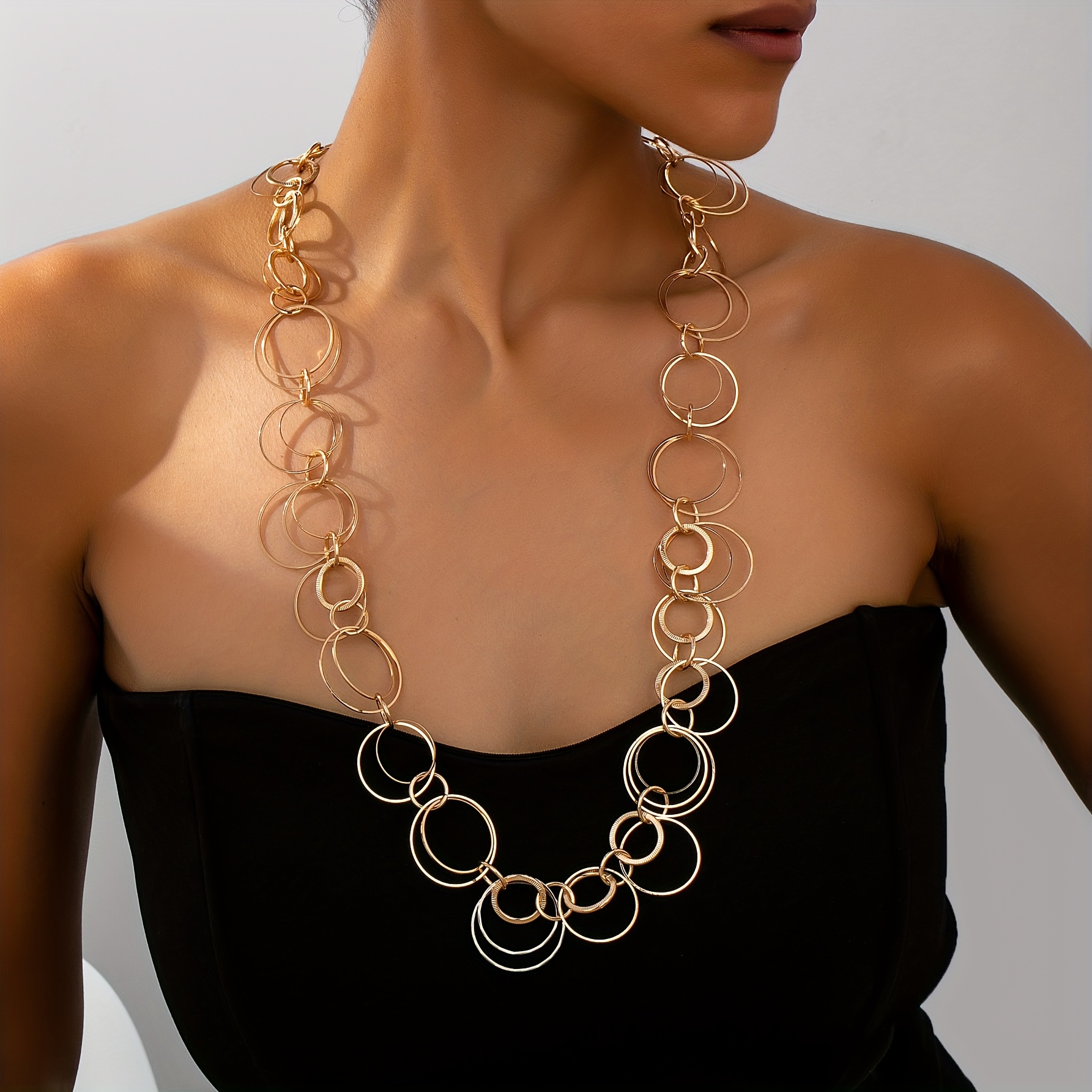 Stylish Minimalist Creative Large And Metal Long Chain Necklace For Women - Perfect For Daily Wear, Parties, And Gifting