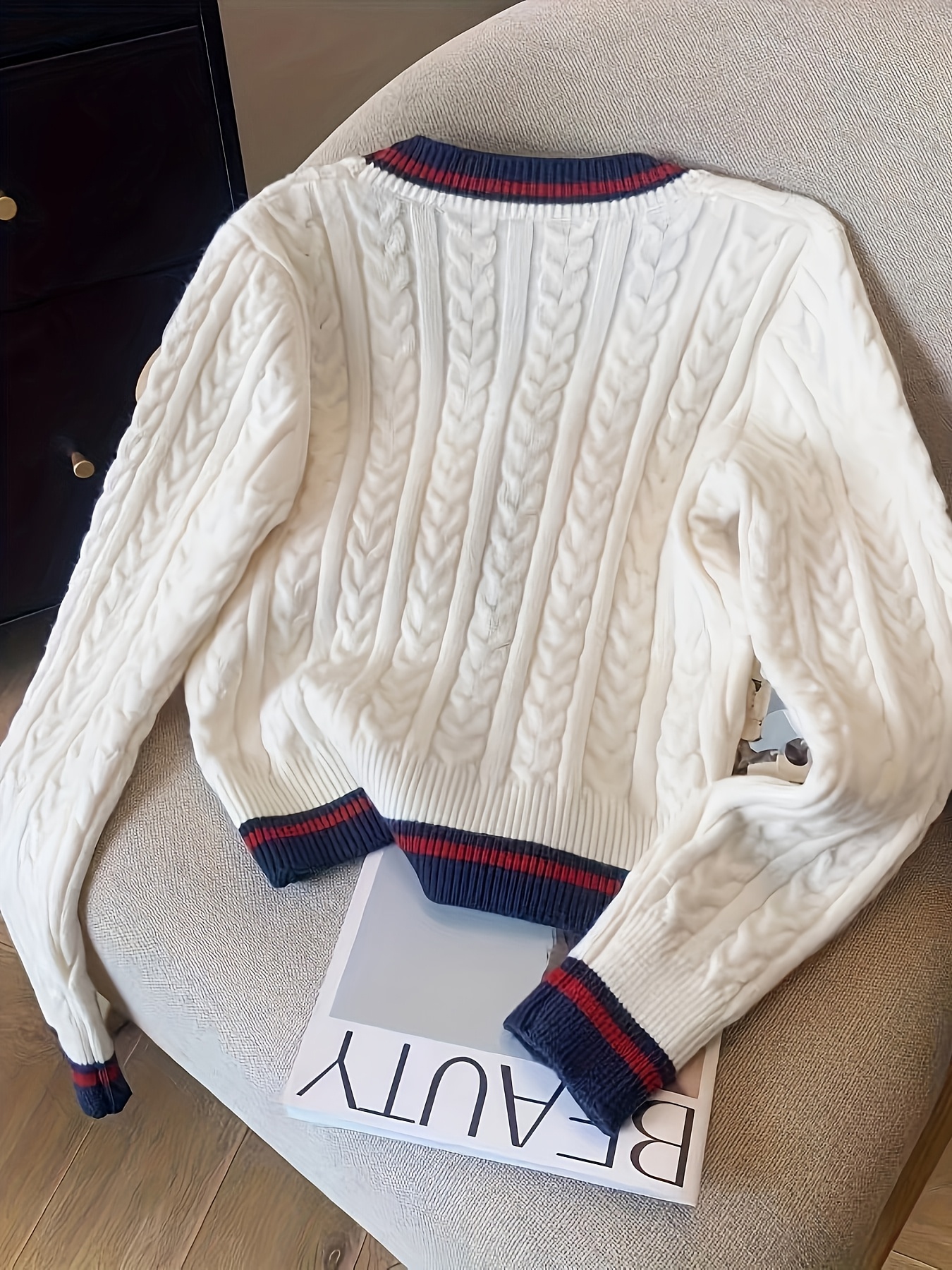 Elegant Women'S Cardigan | V-neck with Color Block Design, Long Sleeve, Medium Stretch Fabric, Suitable for Daily Commute and Streetwear