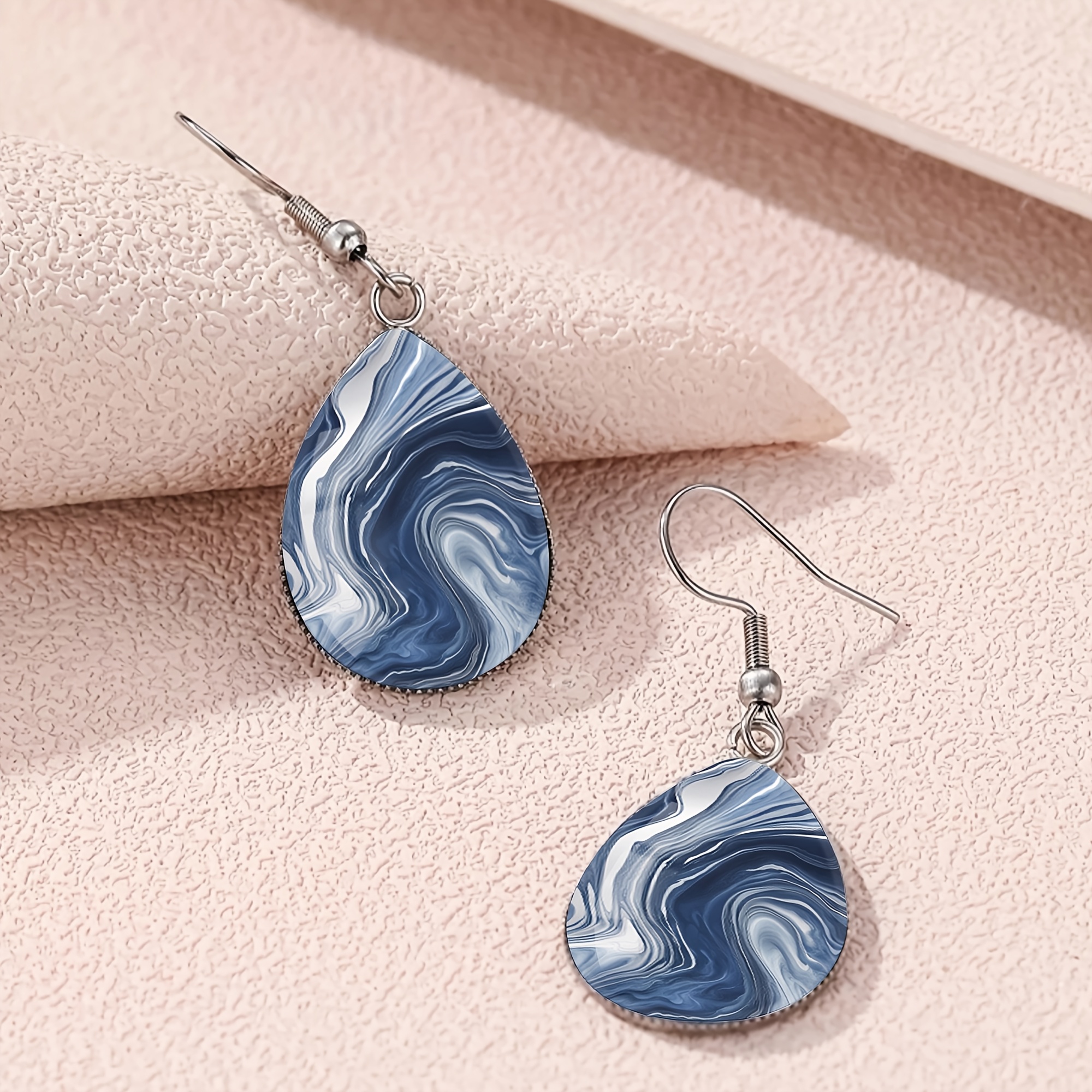 Wave Swirl Patterned Teardrop Earrings, Classic Style for Women