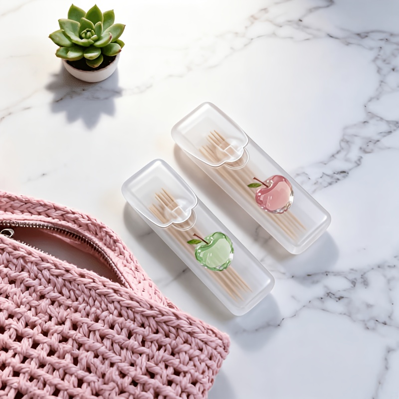 2pcs Beautiful Apple-Patterned Portable Travel Organizers