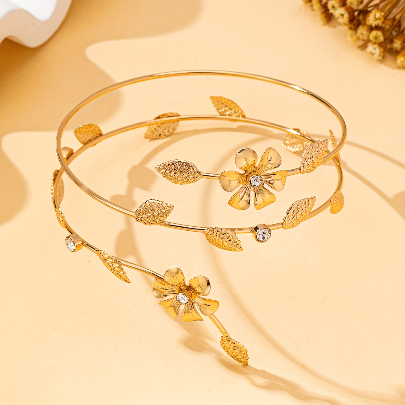 TEMU Muñequera Bohemia para Mujer - Brazalete de con Florales y Hojas, Joyería en Metal Chapado en Oro KC, Todo el Año para Formales o Diarios,