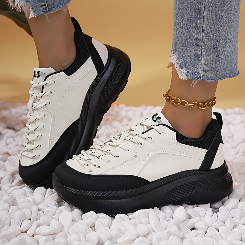 Women's Wide Toe Box Running Shoes for All Seasons