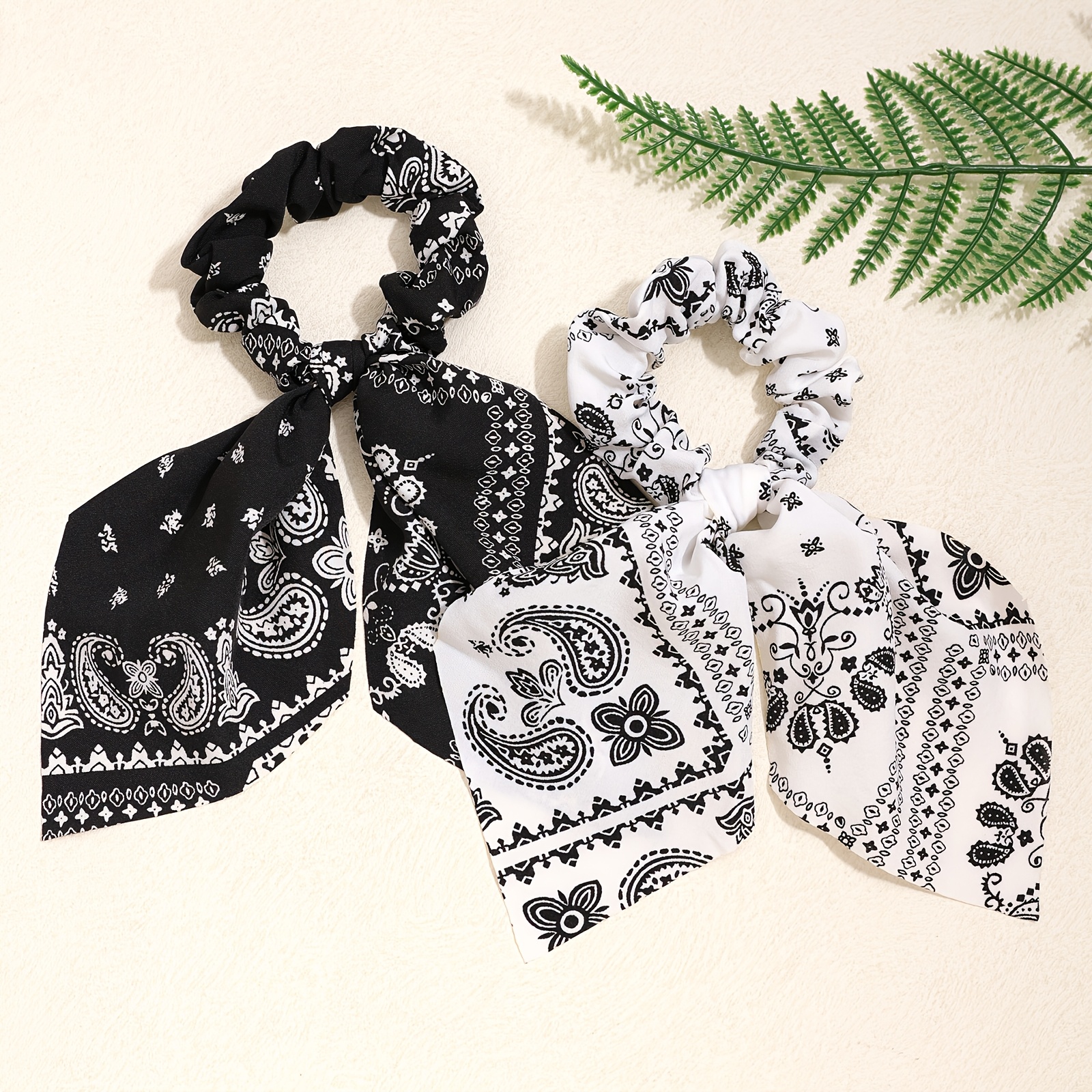 TEMU 2 piezas de liga de cabello de tela con estampado bohemio - de paisley negro y , accesorios de cabello elásticos suaves para mujeres, bandas de