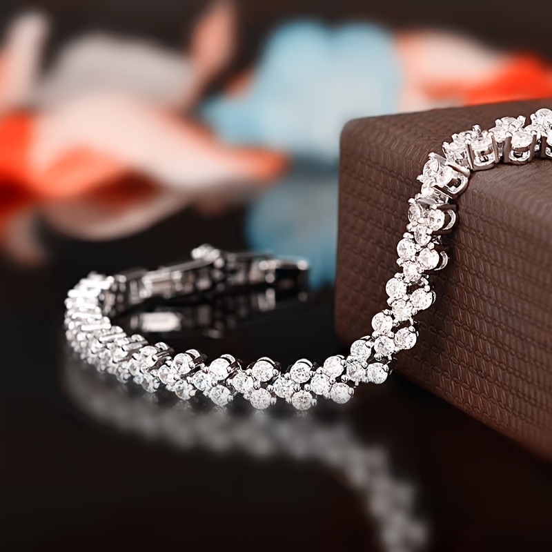 Elegant Heart Bracelet Women Sparkling Valentines