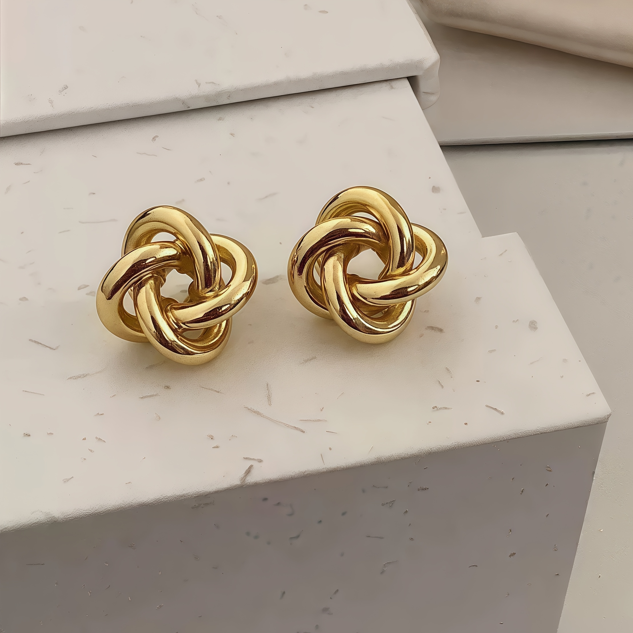 Button Spiral Earrings, Without Battery
