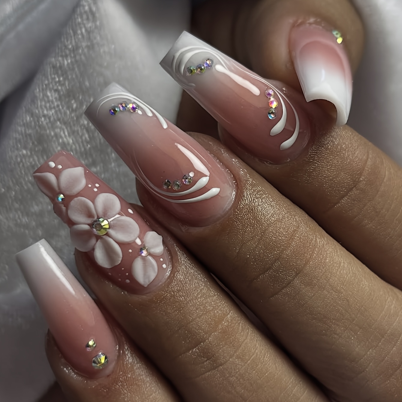 TEMU 24 faux ongles de ballet avec strass imprimés en 3D et de règle, base nude, et délicate, extensions amovibles à coller, à toutes les occasions,