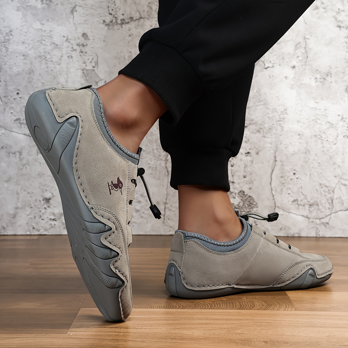 Men's All-Season Outdoor Hiking Sneakers with Non-Slip Rubber Sole, Breathable Upper & Elastic Closure - All-Terrain Traction for Walking, Trekking, Casual Wear - Round Toe Comfortable All-Weather Shoes