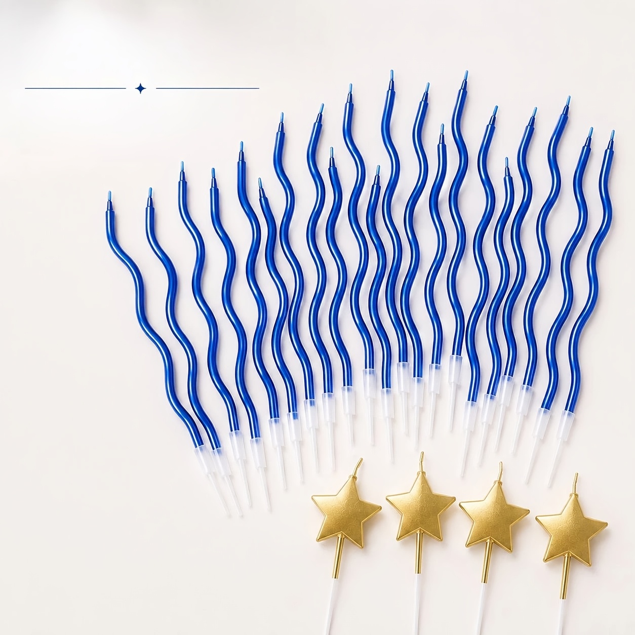 TEMU Ensemble de 22 bougies d'anniversaire Bleue, longues bougies incurvées bleu métallique et 4 bougies dorées, décoration de gâteau pour