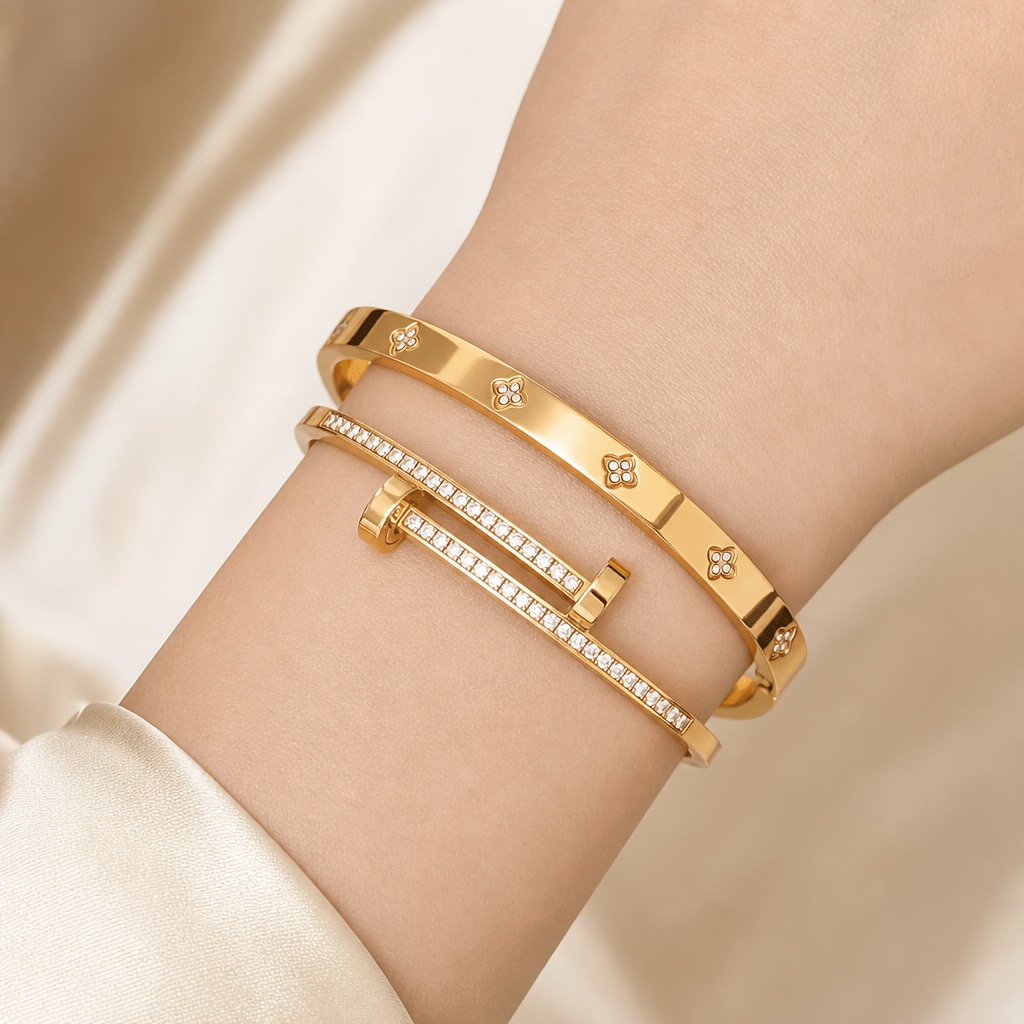 TEMU Ensemble de 2 bracelets élégants pour femme en acier inoxydable plaqué or 18K, bracelets superposables, incrustés de synthétique, design stylé,