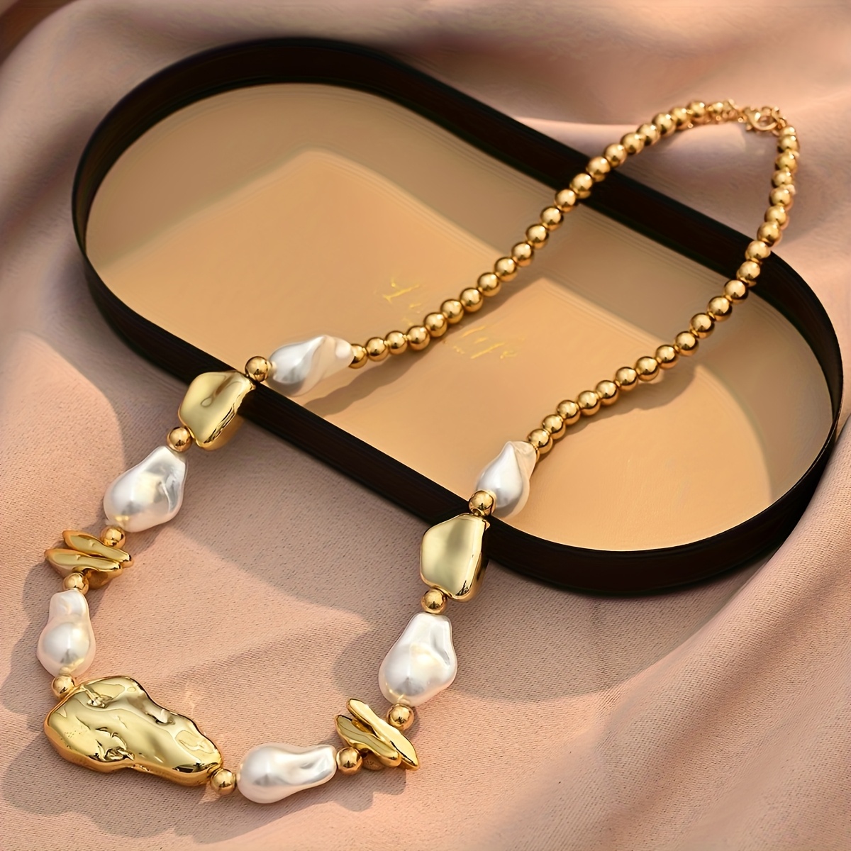 Image of 1pc Ladies Fashion Necklace, Summer Elegant Choker Necklace For Women, Suitable For Daily Wear, Travel Vacation, Festival Gift.