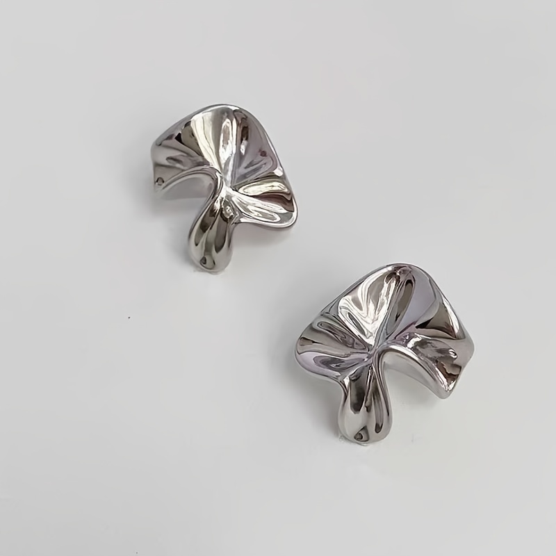 1 Pair Women's Fashion Stud Earrings, Fashionable Temperament Easy Individual Geometric Irregular Women's Earrings, Suitable For Daily And Vacation Wear