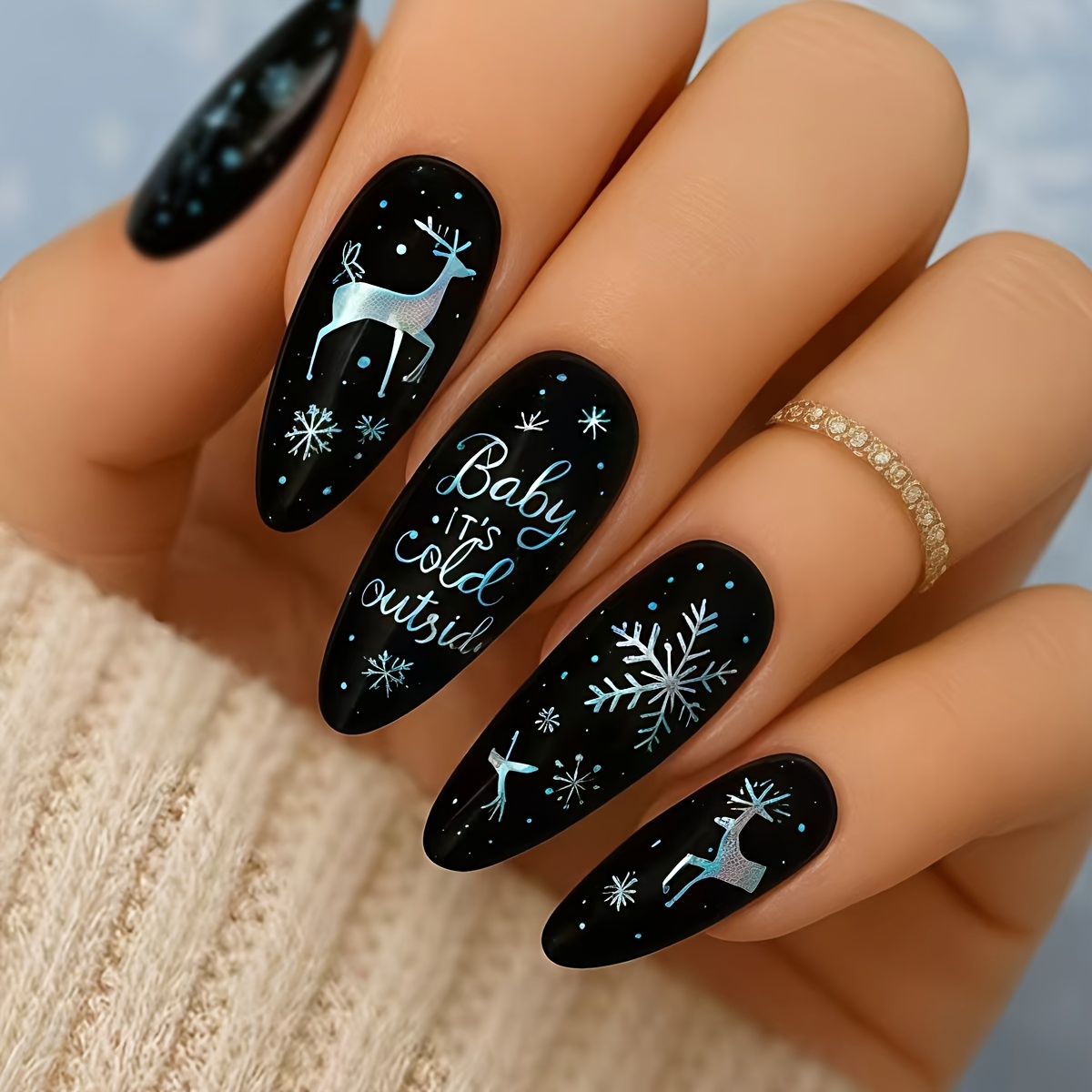 TEMU Christmas Mid-length 24pcs Glossy Effect Reindeer Pattern Fake Nails Nail Stickers Convenient Removable Reusable Black Wearable Nails Snowflake