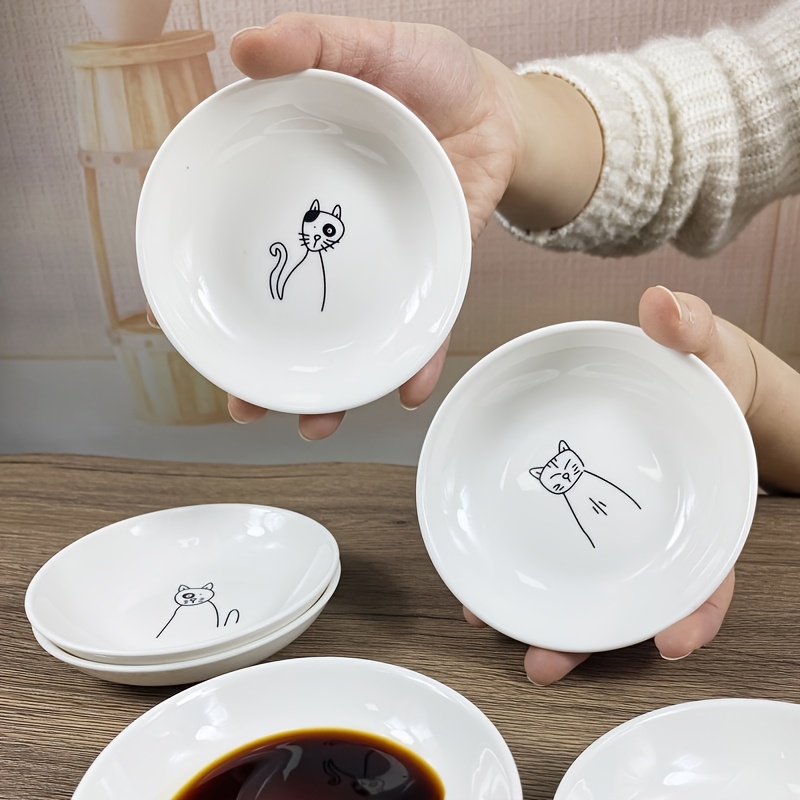 6-teiliges Set, Niedliche Katzen Keramik Untertassen mit Soßentöpfen, Mini Runde Gewürzschalen, Sojasoßtöpfe, Sushi Sojatöpfe, Sushi Sojatüllen Serviertöpfe, Snack Geschirr, Miau Keramik Teetassen, Zufällige Gemischte Stile