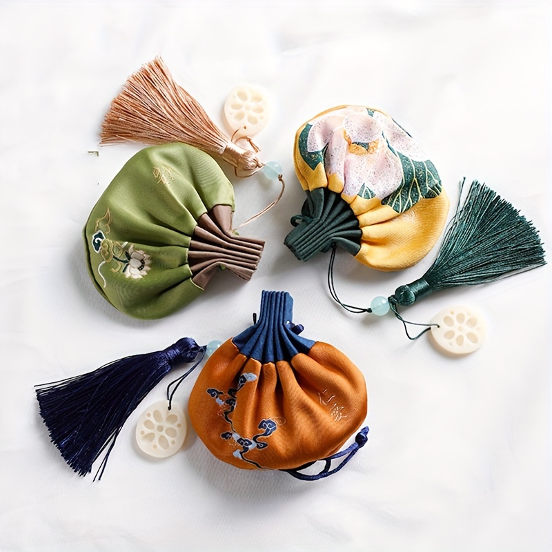 

1pc, Traditional Chinese Style Polyester Fabric Drawstring Pouch, Hanfu Hebao Bags With Tassels And Buttons, Decorative Mini Carry Bags For Jewelry, Coins, Gifts