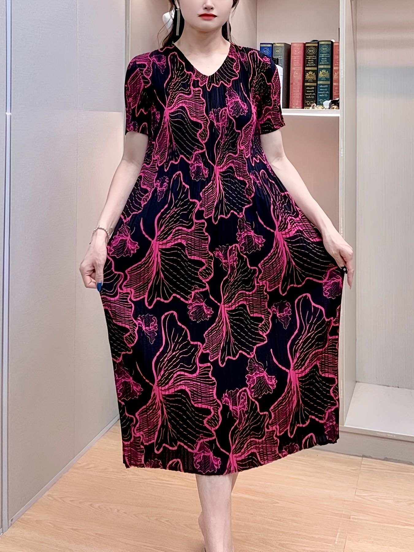 alex evenings women's long lace top empire waist dress Ever-Pretty Inclusive Plus Size Glitter Pleated V-Neck Mother of the Bride Dress with Batwing Sleeves main image 1