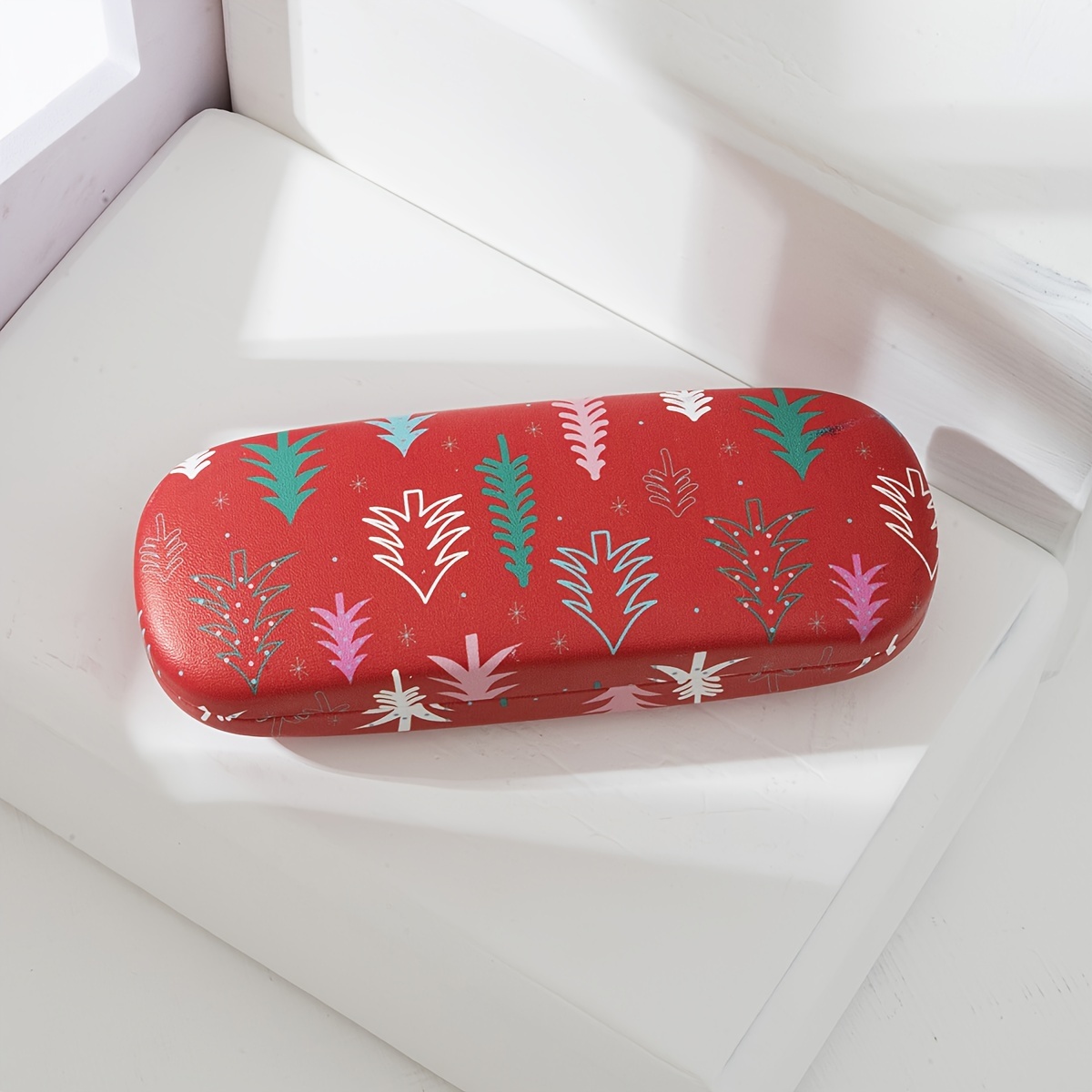 

Christmas Tree Pattern Glasses Case Hard Fashion Sunglasses Reading Glasses Box Cover Portable Eyeglasses Case Holder