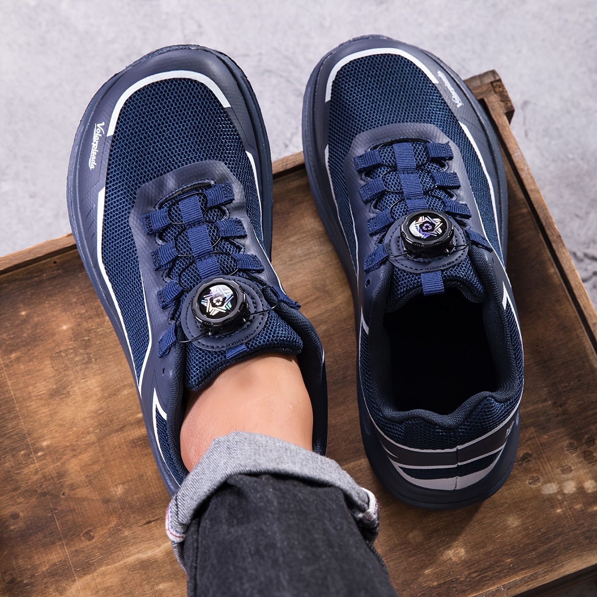 Men's Wide Last Off-Road Running Shoes
