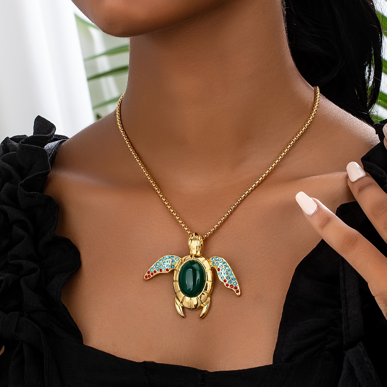 

Elegant Ocean-inspired Turtle Pendant Necklace Green Agate - Luxurious Vacation & Party Accessory For Women, Vacuum Electroplating, Gift