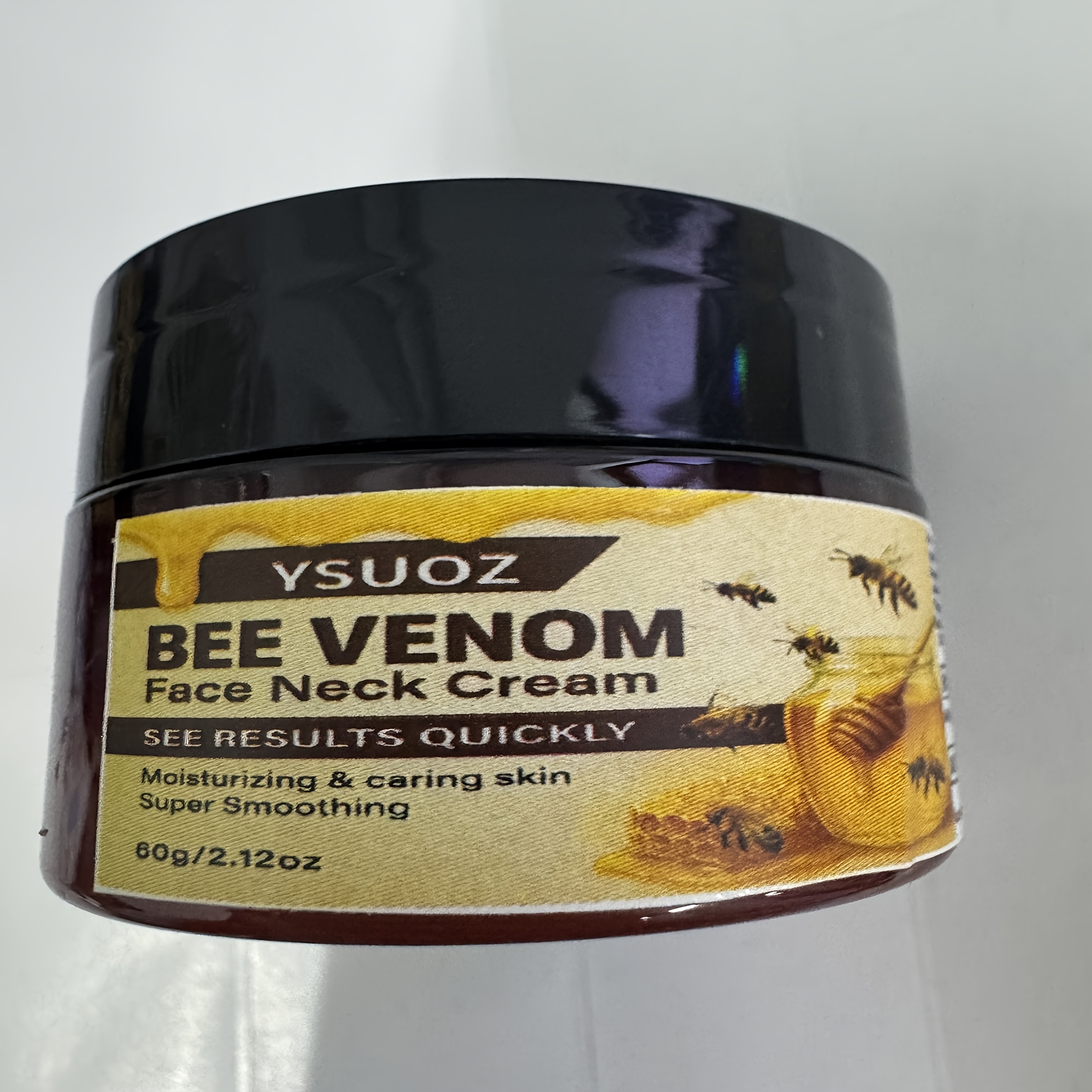 Image of 60g Bee Venom Instant Firming Neck Cream, Enriched With Hyaluronic Acid, Lifts Neck 2 Minutes. Significantly, Suitable For Types, For Day And Night Use. Refreshing And Easily Absorbed