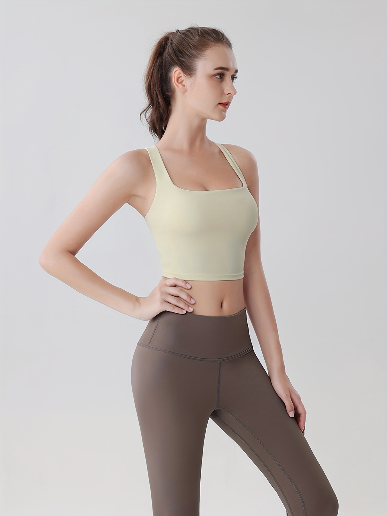 Women's Activewear: Solid Color Criss Cross Back Bodycon Bra - Perfect for  Sports, Yoga & Running!