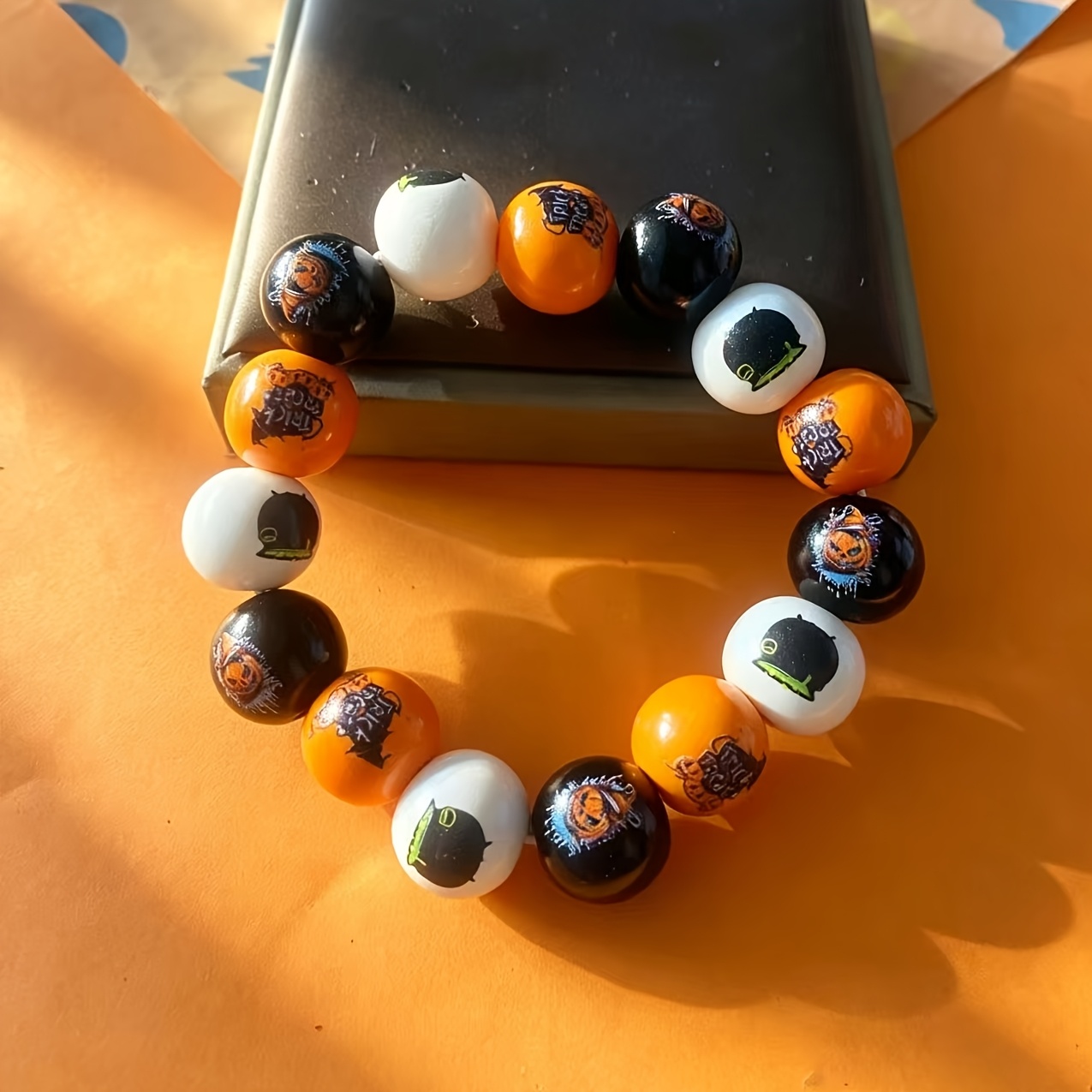 Halloween Wooden Bead Stretch Bracelet with Witch Hat & Pumpkin