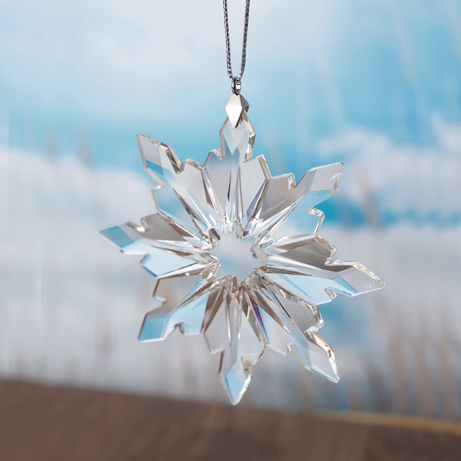 

1pc Contemporary Crystal Snowflake Pendant - K9 Crystal Hanging Ornament For Christmas And Thanksgiving, Festive Holiday Decor, No Power Needed