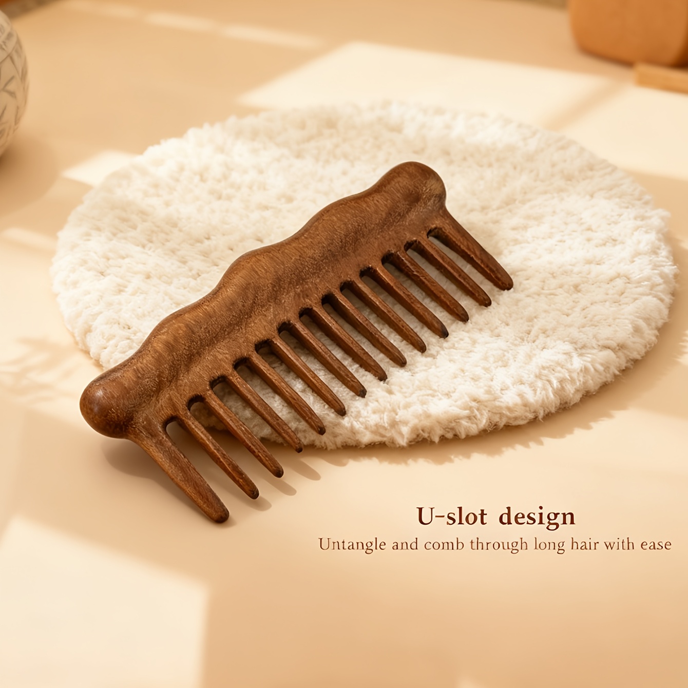 1 Peine de Sándalo | Madera Natural, Diseño de Dientes Anchos para Alisar el Cabello, Portátil para Uso Doméstico