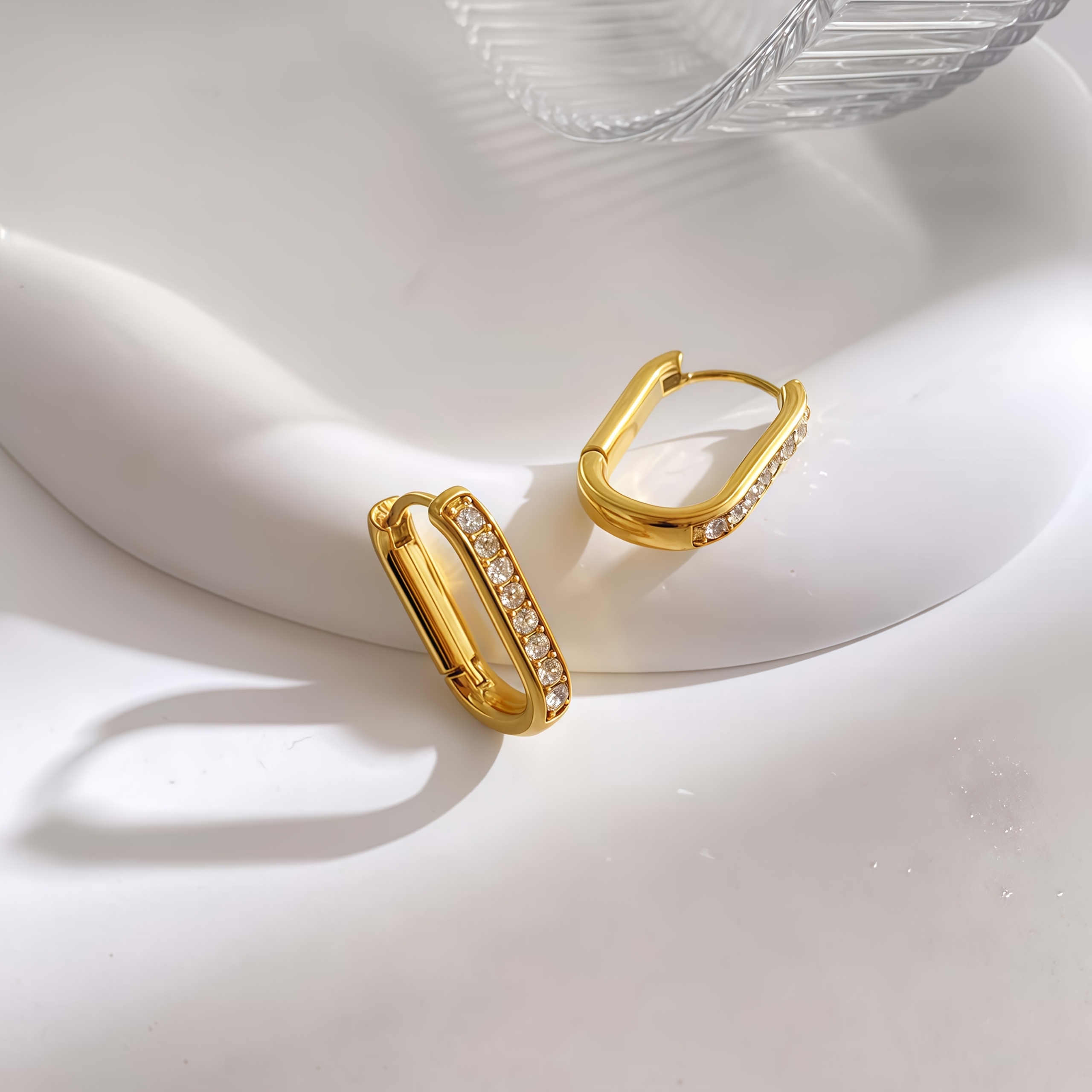 TEMU Une paire de manchettes d'oreille en acier inoxydable pour femmes, style coréen et japonais, manchettes d'oreille géométriques ovales, boucles