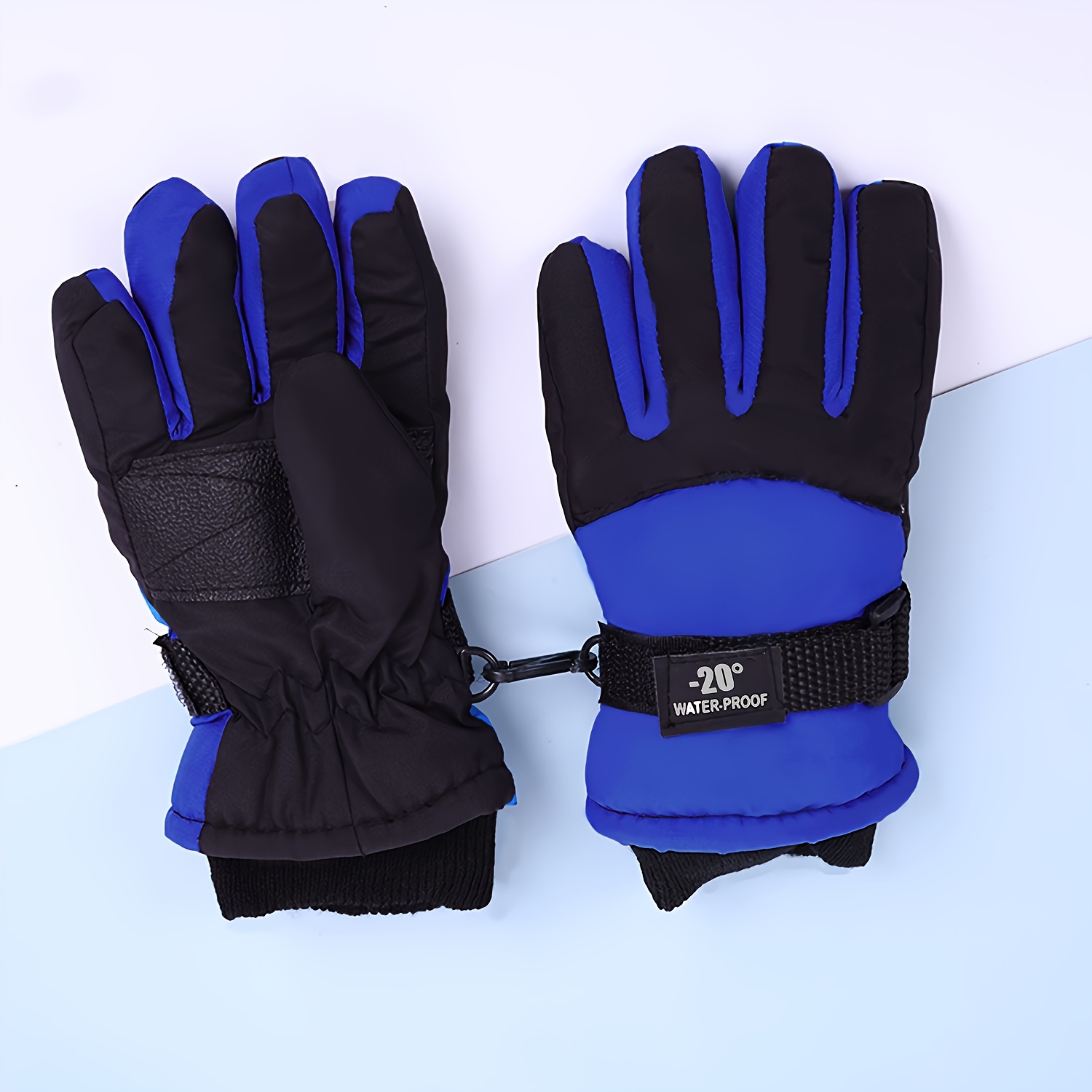 Image of A Pair Of Ski Gloves, Warm Winter Sports Gloves, Suitable 3 And Up - In Colors, Ideal For Skiing, Winter Outdoor Activities