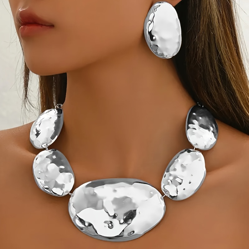 TEMU 3pcs Elegant Golden-tone Metal Jewelry Set For Women - Oversized Oval Disc Necklace & Earrings, Geometric Layering Pieces Suitable For Daily